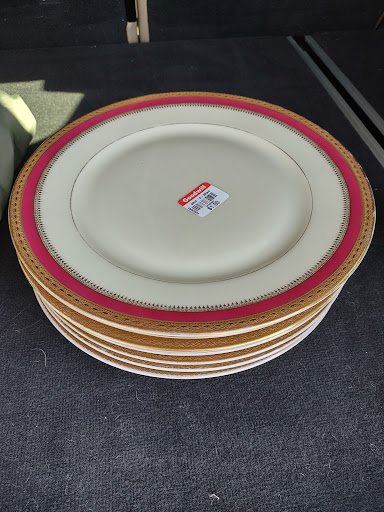 Thrift Store «Goodwill Torrington Store & Donation Station», reviews and photos