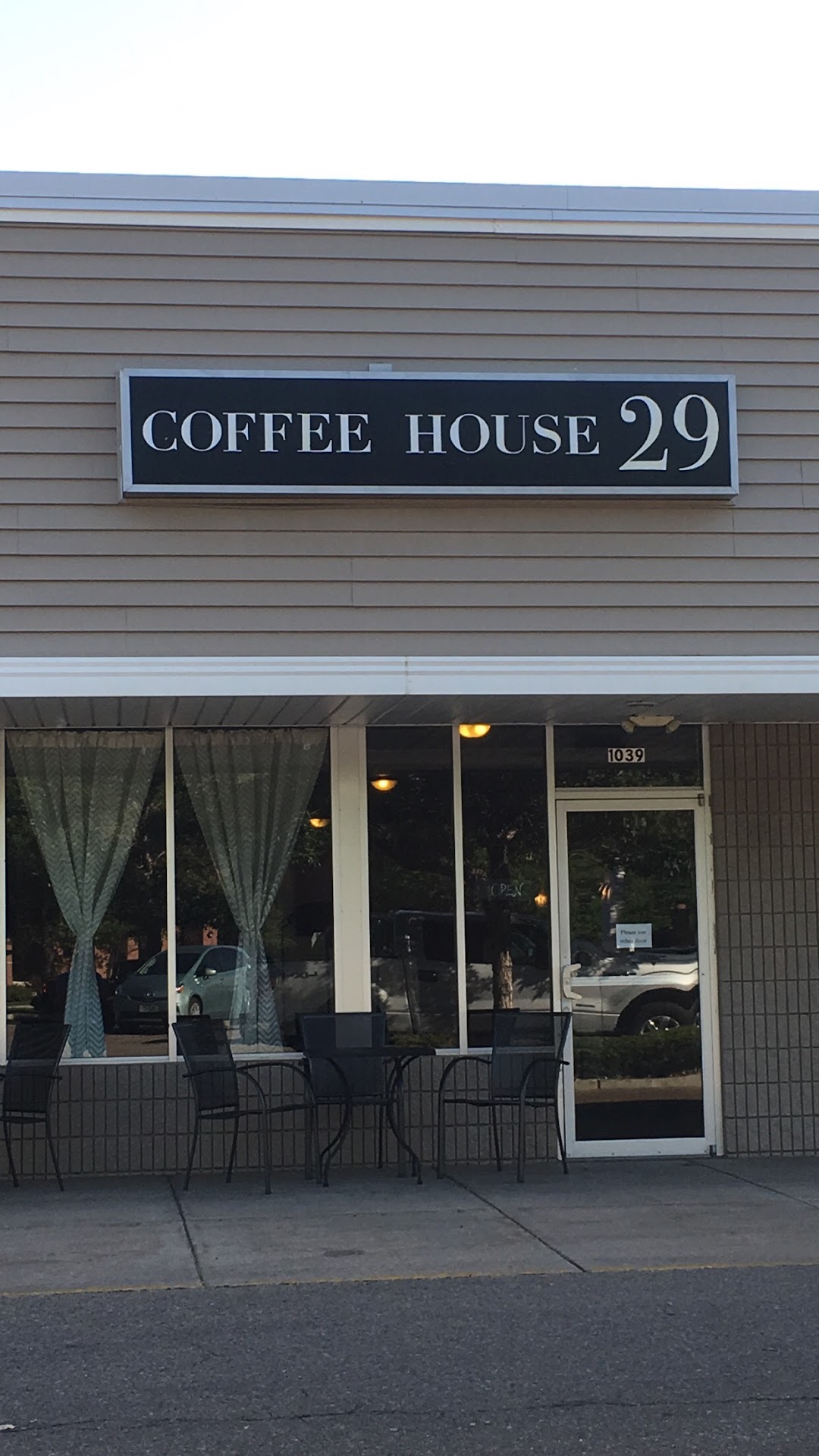 Coffee House 29