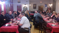 Atmosphère du Restaurant Brasserie Bar Le Fado à Saint Sauveur - n°7