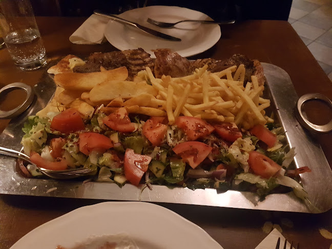 http://restauracjawisniowysad.pl/