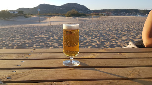 Blue Monkeys Platera Beach Bar