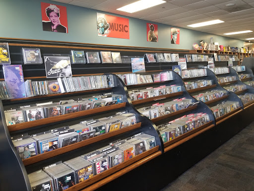 Book Store «Bookmans Phoenix Entertainment Exchange», reviews and photos, 8034 N 19th Ave, Phoenix, AZ 85021, USA