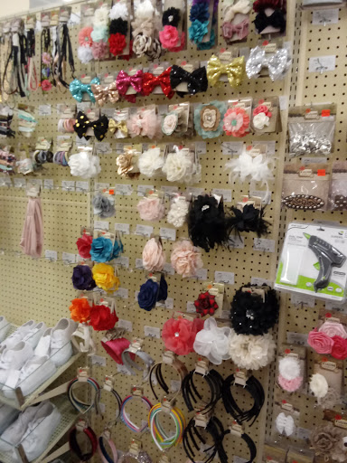 Craft Store «Hobby Lobby», reviews and photos, 241 Buckland St, Manchester, CT 06042, USA