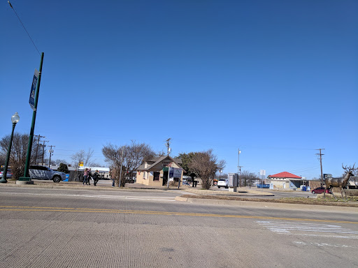 Donut Shop «Kountry Donuts», reviews and photos, 102 S Main St, Grapevine, TX 76051, USA