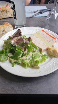 Plats et boissons du Hôtel Restaurant Beaujolais Bresse à Romanèche-Thorins - n°12