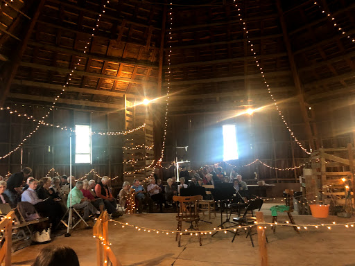 Tourist Attraction «Secrest 1883 Octagonal Barn», reviews and photos, 5750 Osage St SE, West Liberty, IA 52776, USA