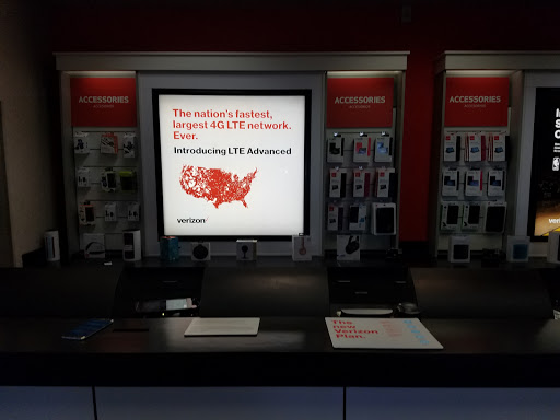 Cell Phone Store «Verizon», reviews and photos, 1020 Cozzens Ln, North Brunswick Township, NJ 08902, USA
