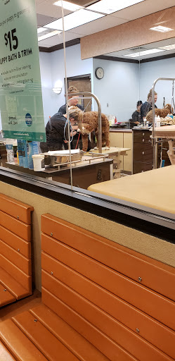 Pet Supply Store «PetSmart», reviews and photos, 261 Spreckels Ave, Manteca, CA 95336, USA