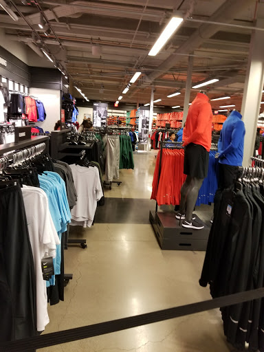 Sporting Goods Store «Nike Factory Store», reviews and photos, 1600 Saratoga Ave #213, San Jose, CA 95129, USA