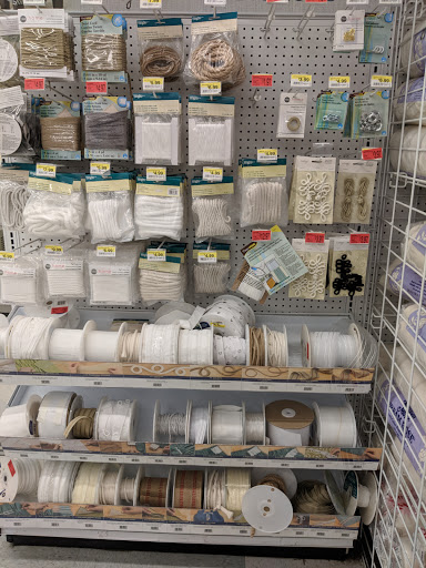 Fabric Store «Jo-Ann Fabrics and Crafts», reviews and photos, 87 Spiral Dr, Florence, KY 41042, USA