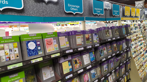 Christian Book Store «New Life Christian Book Store», reviews and photos, 13911 Queens Blvd, Jamaica, NY 11435, USA