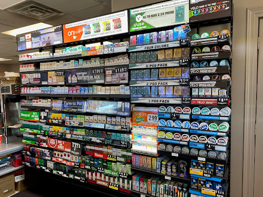 Convenience Store «Weiler Convenience Stores», reviews and photos, 2401 E 4th St, Marshfield, WI 54449, USA