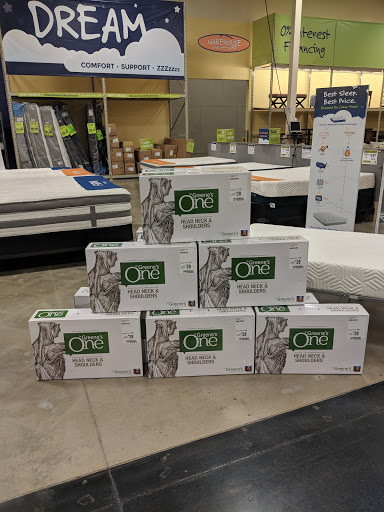 Furniture Store «Weekends Only Furniture & Mattress», reviews and photos, 14205 Manchester Rd, Manchester, MO 63011, USA