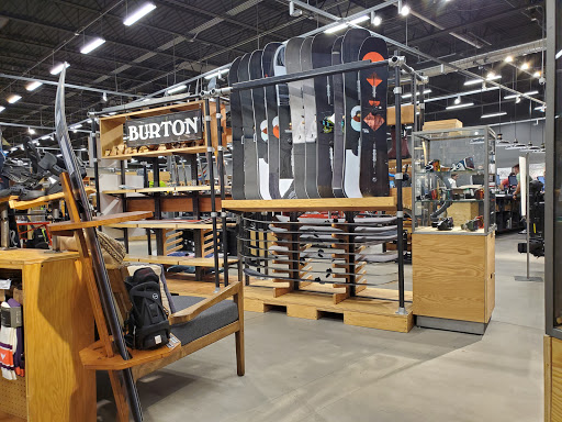 Camping Store «REI», reviews and photos, 9637 E County Line Rd, Englewood, CO 80112, USA