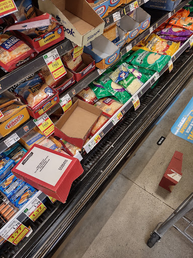 Grocery Store «Kroger», reviews and photos, 2600 Memorial Blvd, Springfield, TN 37172, USA