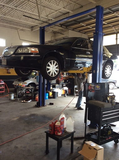 Auto Repair Shop «EZ Auto Repair & Service», reviews and photos, 768 Rose Ave, Columbus, OH 43219, USA