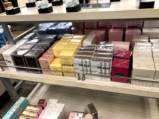 Department Store «Nordstrom Rack Downtown DC», reviews and photos, 1800 L St NW, Washington, DC 20036, USA