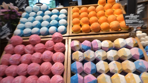 Cosmetics Store «Lush», reviews and photos, 708 NW 23rd Ave, Portland, OR 97210, USA