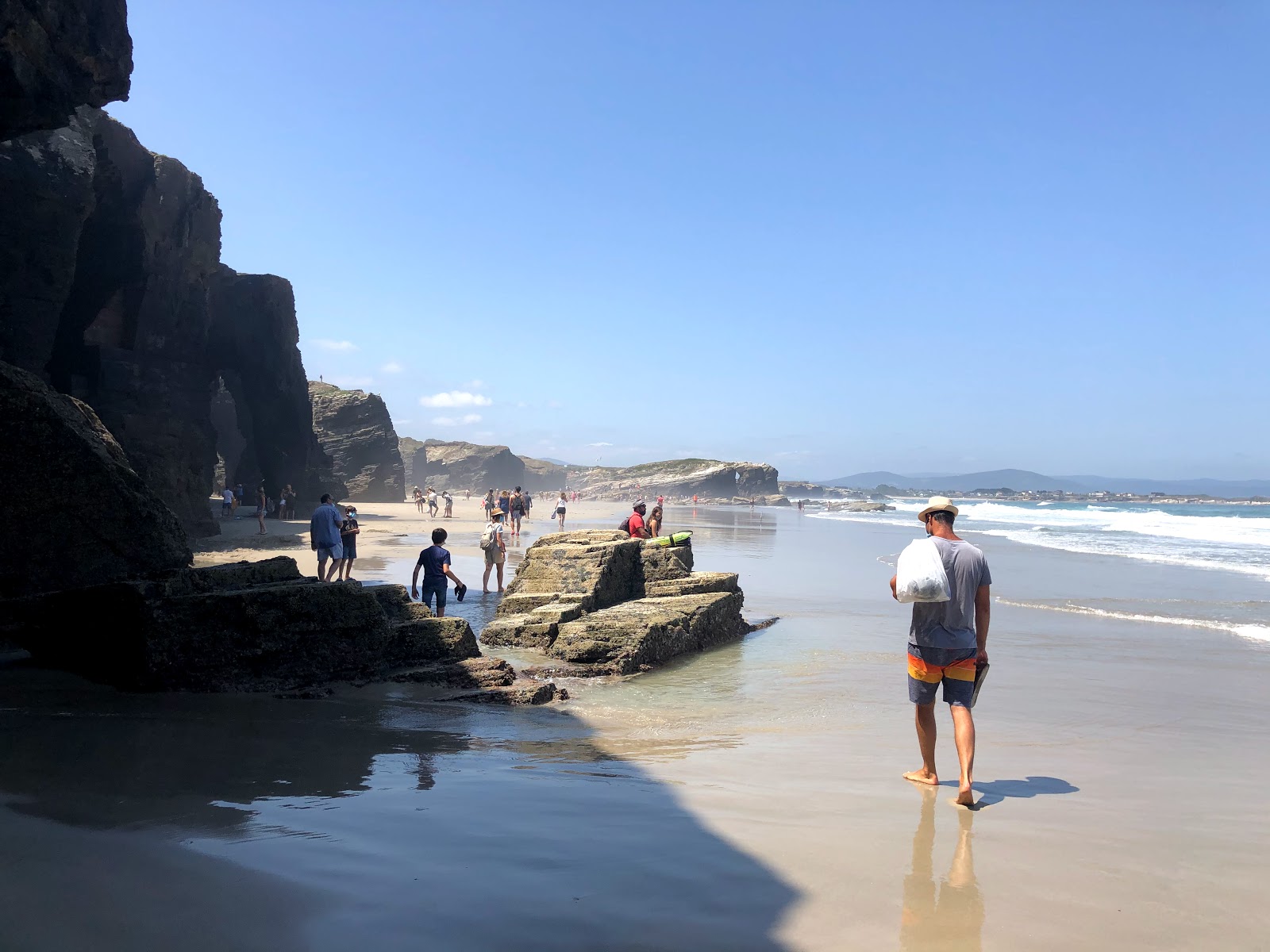 Foto de Praia das Catedrais - lugar popular entre os apreciadores de relaxamento