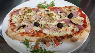 Photo n°98 de Restaurant Pizzeria Amici à Rouen ()