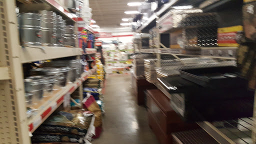 Home Improvement Store «Tractor Supply Co.», reviews and photos, 2091 E Main St, Spartanburg, SC 29307, USA