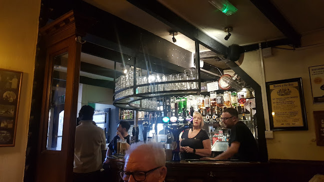 Grey Horse Inn - Pub