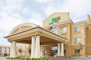 Holiday Inn Express & Suites Salinas, an IHG Hotel image