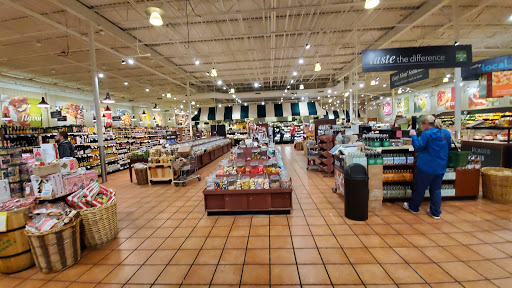 Grocery Store «The Fresh Market», reviews and photos, 835 S White Station Rd, Memphis, TN 38117, USA