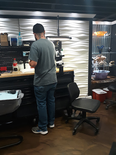 Explore daddy and son tattoo ideas, creative tattoo ideas in Corning, available at Tattoorolo