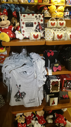 Toy Store «Disney Store», reviews and photos, 8001 So. Orange Blosson Trl, Orlando, FL 32809, USA