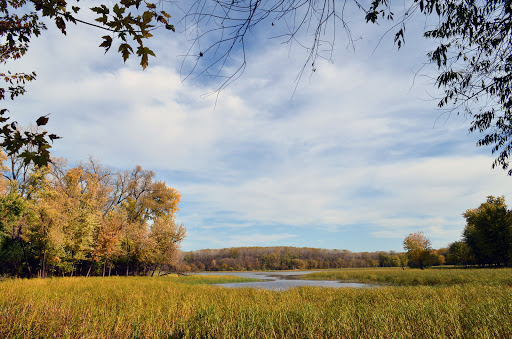 Minnesota Valley National Wildlife Refuge—Bloomington Education and Visitor Center