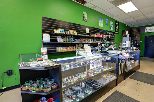 Tobacco Shop «OG Smoke Shop», reviews and photos, 4508 E Thomas Rd, Phoenix, AZ 85018, USA