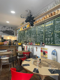 Atmosphère du Restaurant Café Factory République à Arles - n°17