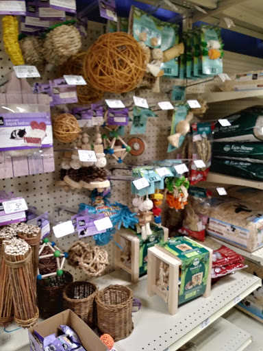 Pet Supply Store «PetSmart», reviews and photos, 1112 Town Square Rd, Pottstown, PA 19465, USA