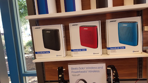 Cell Phone Store «Verizon», reviews and photos, 2990 E Germann Rd #7, Chandler, AZ 85286, USA