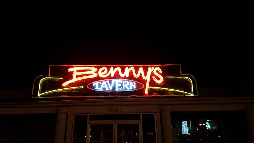 Bennys Tavern