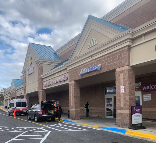 Supermarket «Giant», reviews and photos, 3521 East-West Hwy, Hyattsville, MD 20782, USA