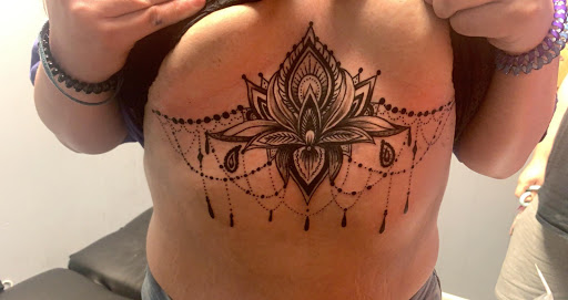 Explore snow white tattoo ideas, creative tattoo ideas in Gadsden, available at Zekez Inkz Tattoos & Piercings