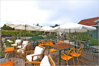 Atmosphère du Bar-restaurant à huîtres Chai Anselme - Dégustation d'huîtres - Le Canon à Lège-Cap-Ferret - n°1