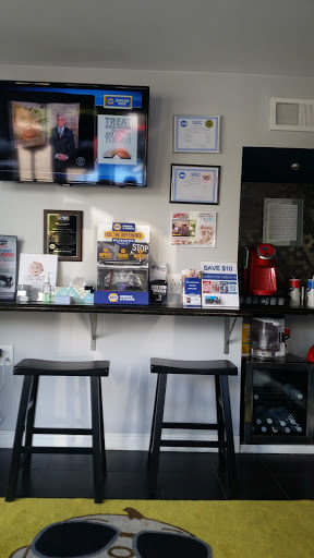 Tire Shop «Sunset Tire & Auto Repair #3», reviews and photos, 13 Skokie Valley Rd, Lake Bluff, IL 60044, USA