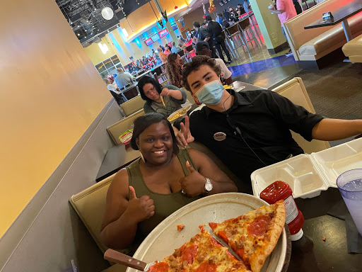 Restaurant «Main Event Entertainment», reviews and photos, 24401 Katy Fwy, Katy, TX 77493, USA