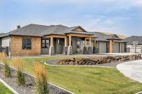 Quinlan Images Real Estate Photography - Photo 3 - Car repair in Kennewick, WA, Kennewick