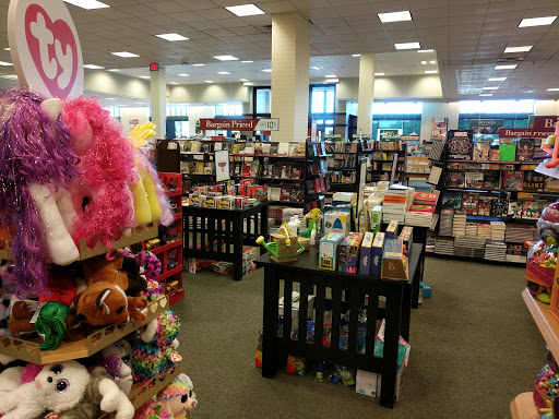 Book Store «Barnes & Noble», reviews and photos, 112 Eisenhower Pkwy, Livingston, NJ 07039, USA