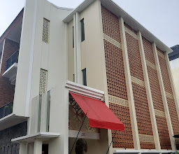 RedDoorz Premium near Ragunan Zoo 2 photo