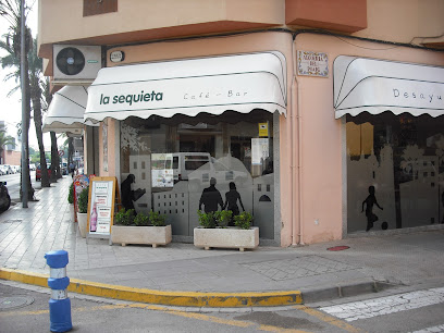 Café Bar la Sequieta - Avinguda de Jacinto Benavente, 12, 12580 Benicarló, Castelló, Spain