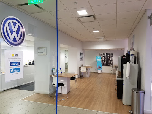 Volkswagen Dealer «Pugi Volkswagen», reviews and photos, 2020 Ogden Ave, Downers Grove, IL 60515, USA