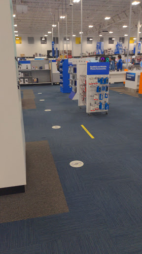 Electronics Store «Best Buy», reviews and photos, 1100-1300 N Galleria Dr, Middletown, NY 10941, USA