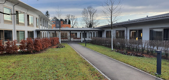 Rezensionen über Gesundheitszentrum für das Alter Bombach in Zürich - Pflegeheim