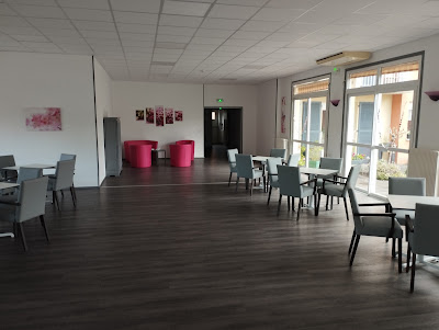 Logement Foyer Les Jonquilles à Offranville