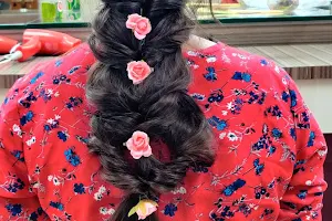 Manisha's Hair And Skin Care Centre image